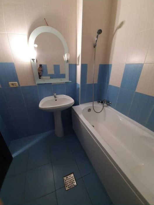 Apartament de închiriat