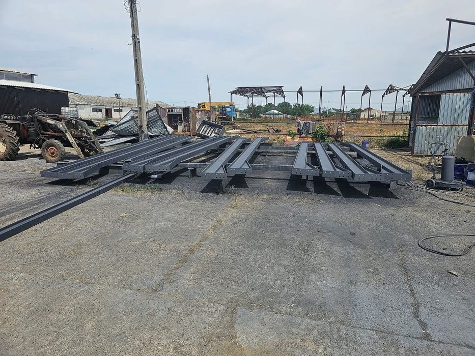 Vând hala metalica 10x20x4