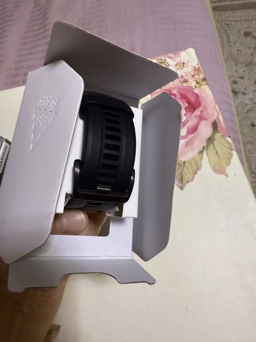 Продам часы очень стильные