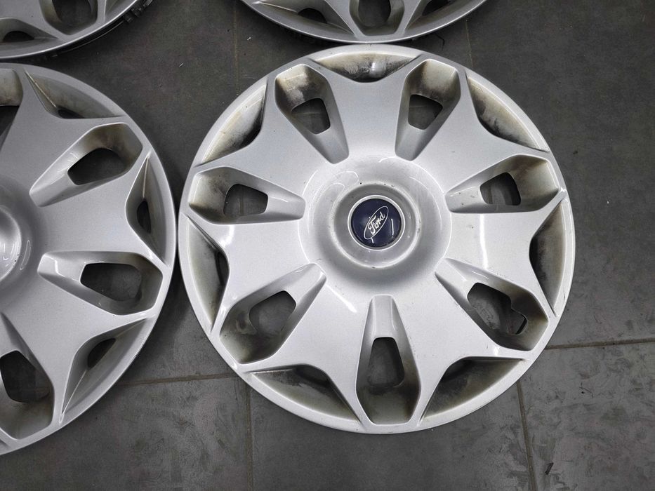 Тасове 16 - Ford -