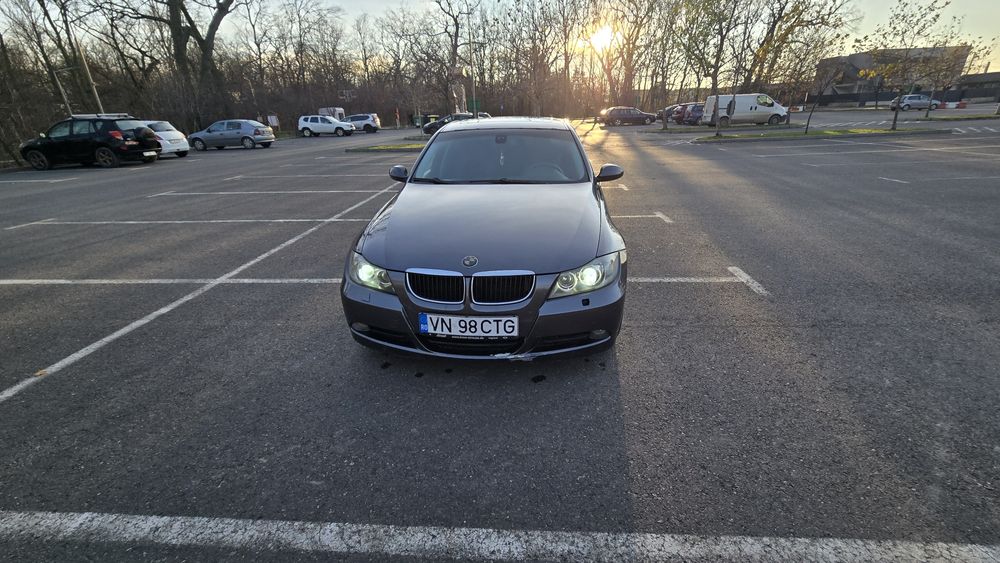 BMW Seria 3 E90 | 2.0D (163 CP) M47 | TRAPĂ PANORAMICĂ | Manuală