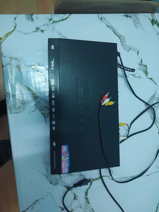 ДВД проигрыватель