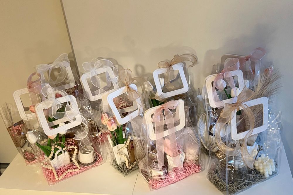 Подарък за 8- ми март- красива чантичка!