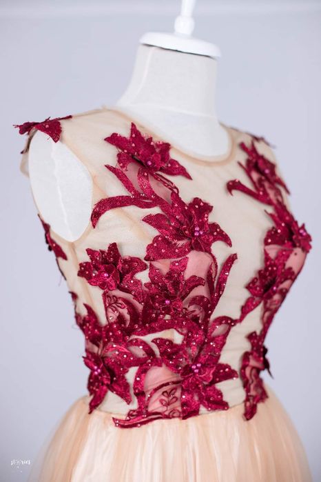 Rochie noua, marimea 36
