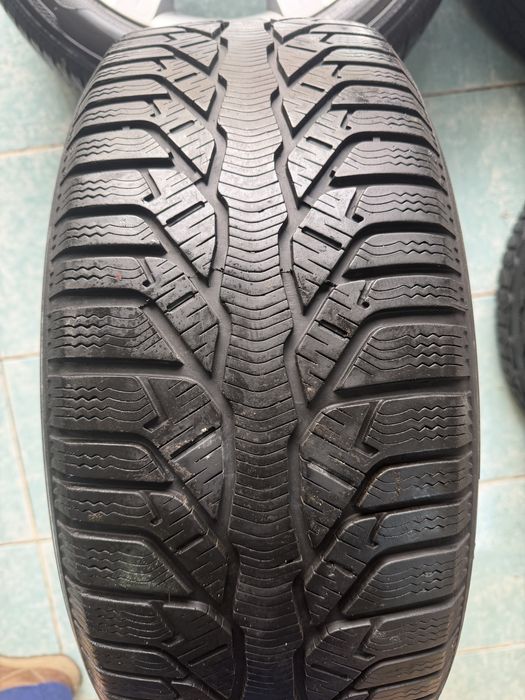 Jante aliaj R17 originale BMW F30 F32  225/50/17 iarna Kleber