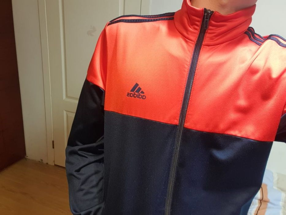 Adidas оригинална горница