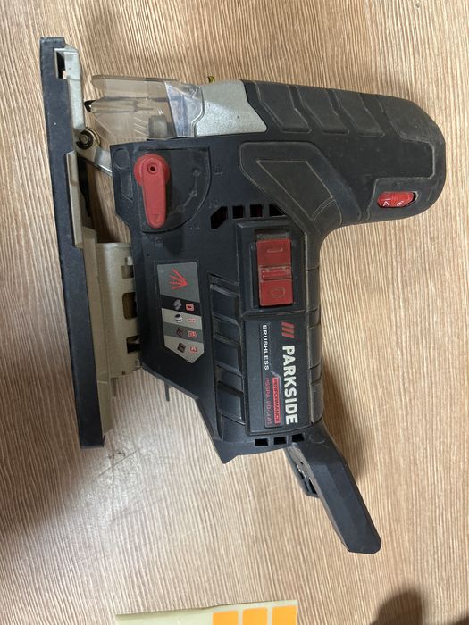 Безчетково зеге parkside