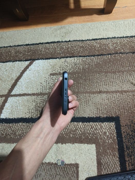 Редми 10 в идеальном состоянии