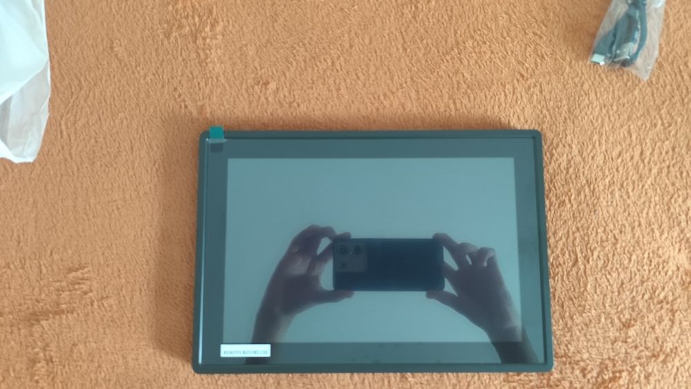 Ramă foto digitală Braun DigiFrame 1019 WIFI - Ca nouă, în cutie