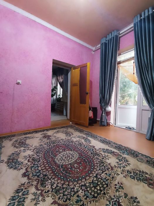 6stx Uy sotiladi !!!