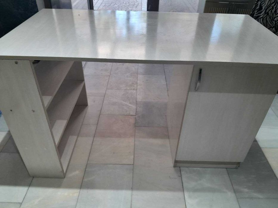 Go'zallik saloni mebellari