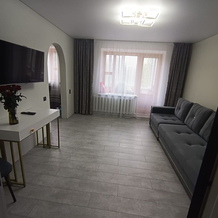 Продам квартиру в мкр дорожник 45