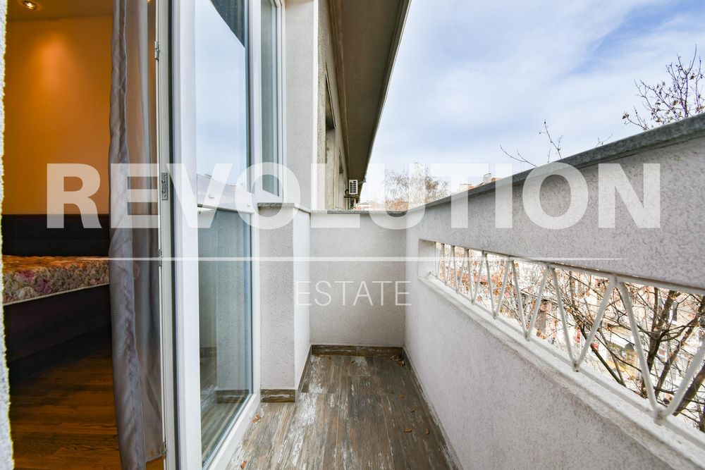 Дава се под наем Тристаен апартамент в София, Център - 110 кв.м за 1450 € - Снимка #10