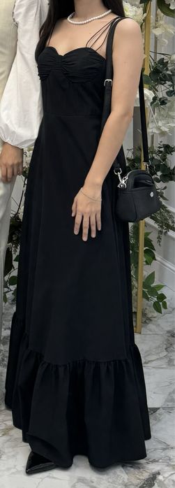 Черное платье в пол срочно