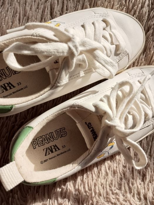 Кроссовки детские