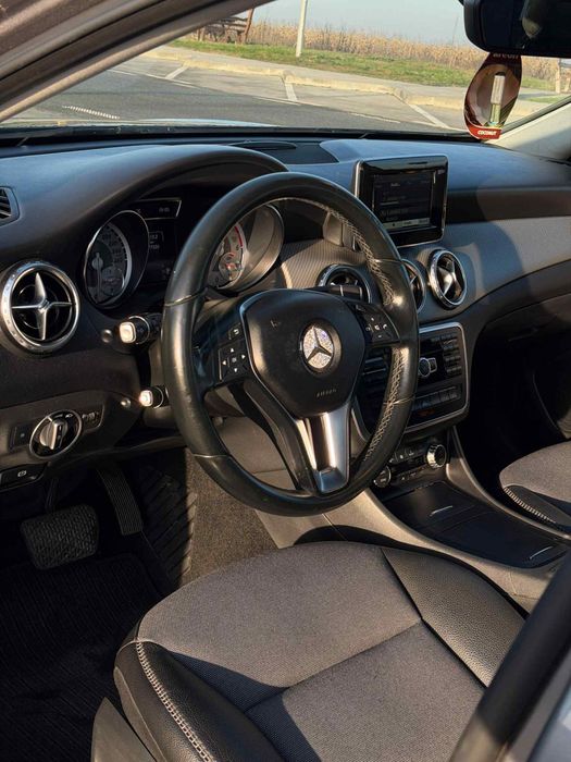 Mercedes-Benz 200 CDI