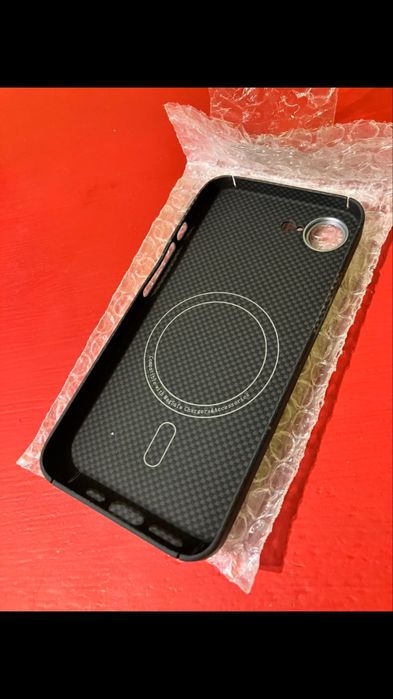 Чехол на IPhone 16e MagSafe