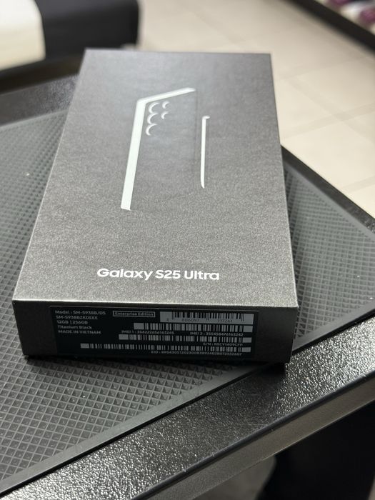 Samsung Galaxy S25 Ultra,Titanium Black,256GB *ЧистоНов*