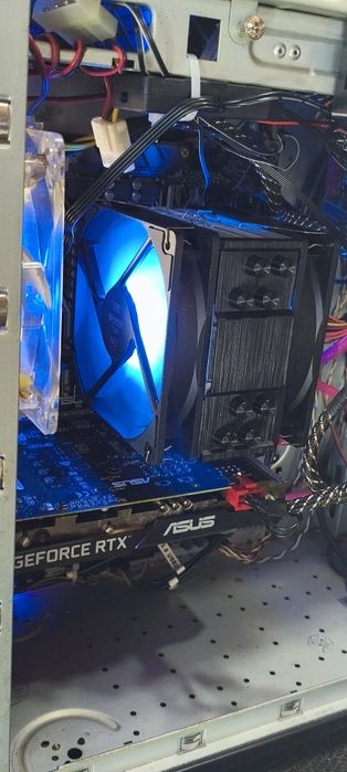 PC ryzen 7 2700x,RTX 2060