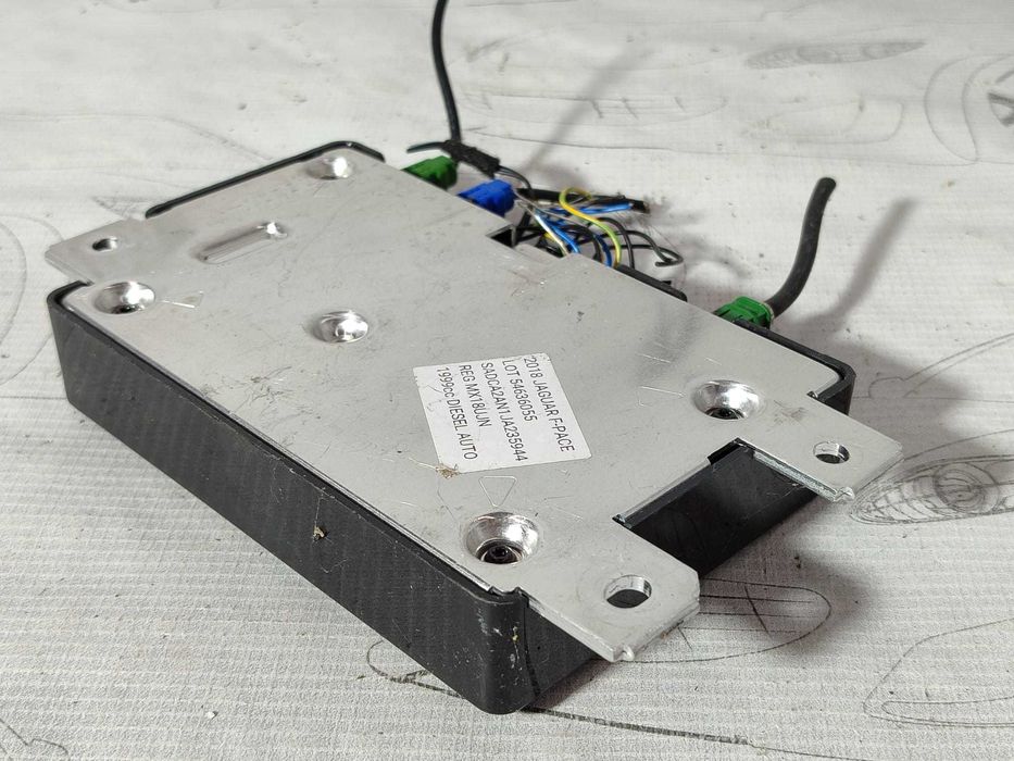 Modul telematică / Calculator TCU Jaguar F-Pace COD: J8A2-70718-BN 2018 / [2016+] / (5D3)