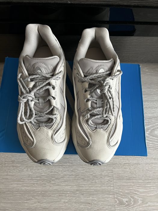 Оригинални маратонки Adidas Oznova W