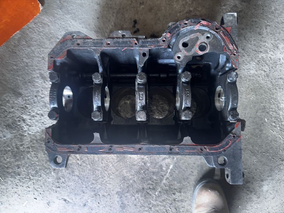 1,8 пассат блок а