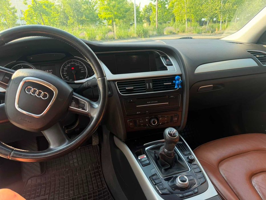 AUDI A4 2012 — imagine 4