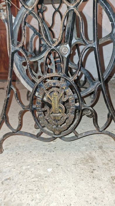 Mașină cusut SINGER