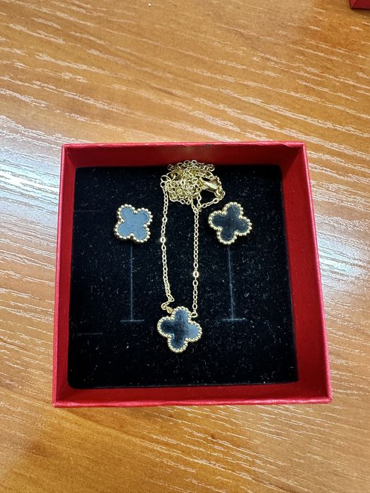 Van Cleef колие и обици- черни