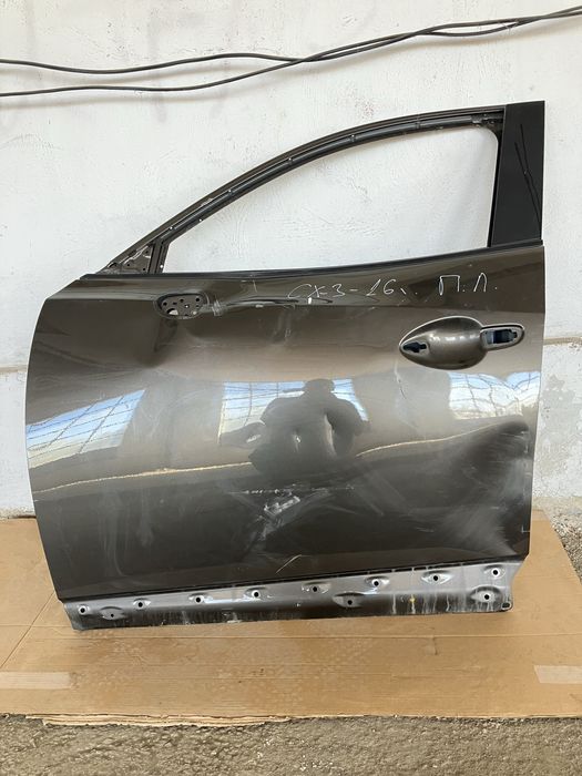 Предна лява врата за Mazda CX3 Мазда ЦХ3  2015г-