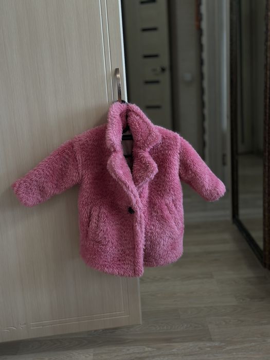 Продам детские куртки