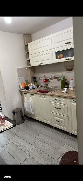 Apartament 4 camere, Pitesti, strada Dacia