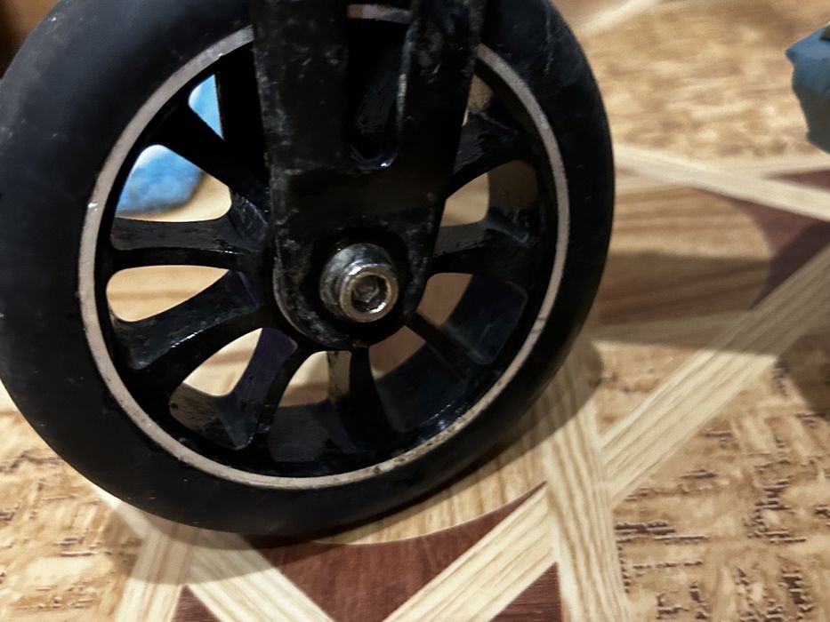 Продам трюковый самокат