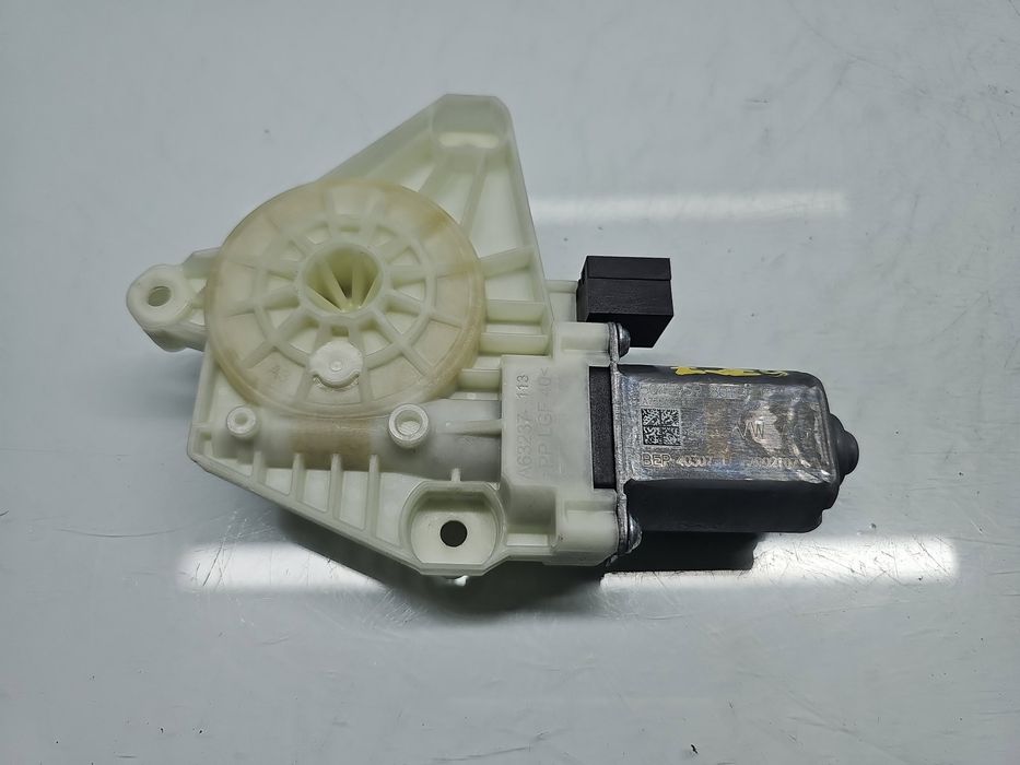 Motoras geam dreapta spate Volkswagen Passat B8 (3G2) [Fabr 2015-preze