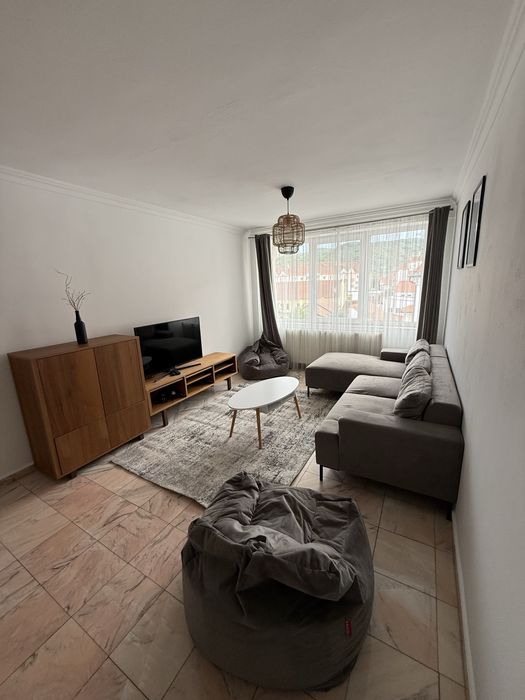 Inchiriere apartament 3 camere in centrul orasului