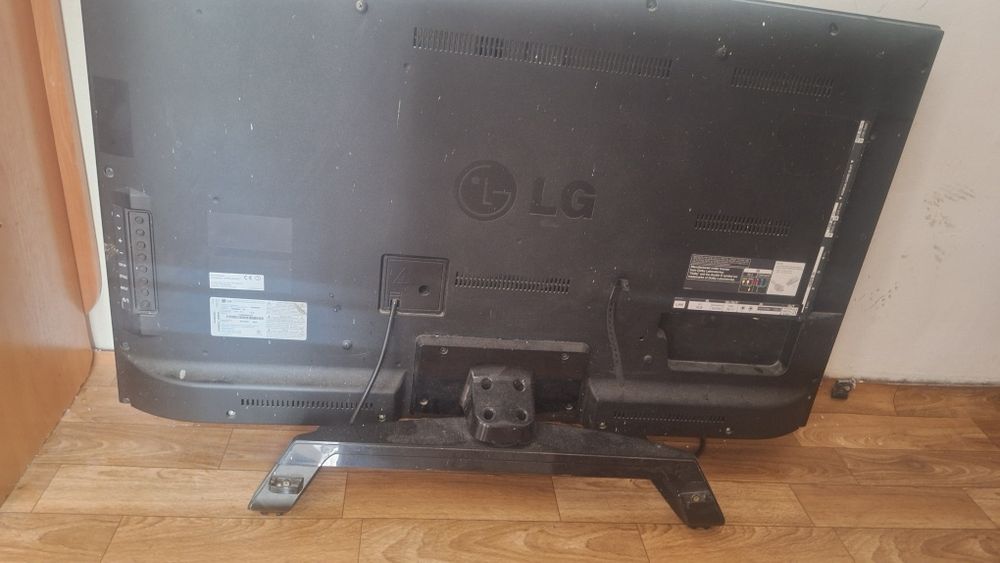 LG отдам на запчастей