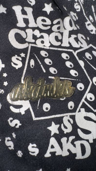 Y2K Akademiks Head Cracks Суичър