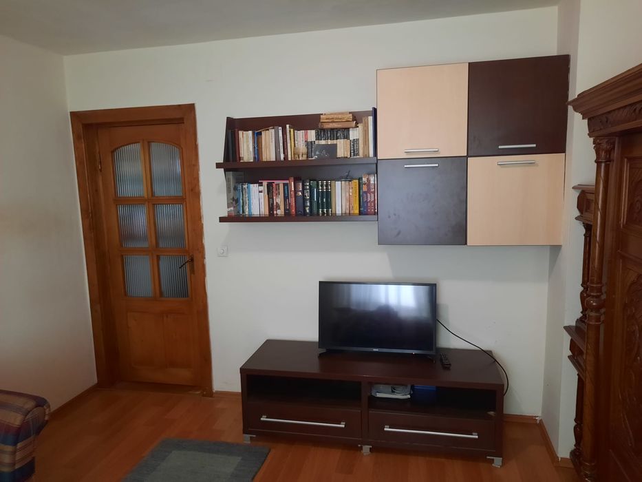 Apartament 3 camere de inchiriat-  Pacurari