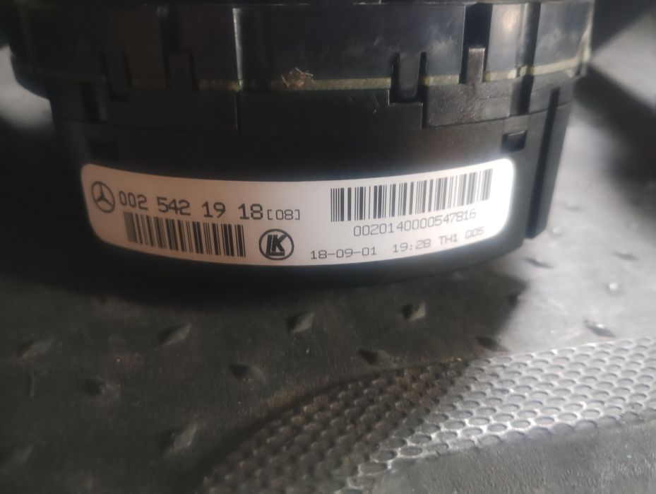 Лентов кабел за Mercedes c class w203