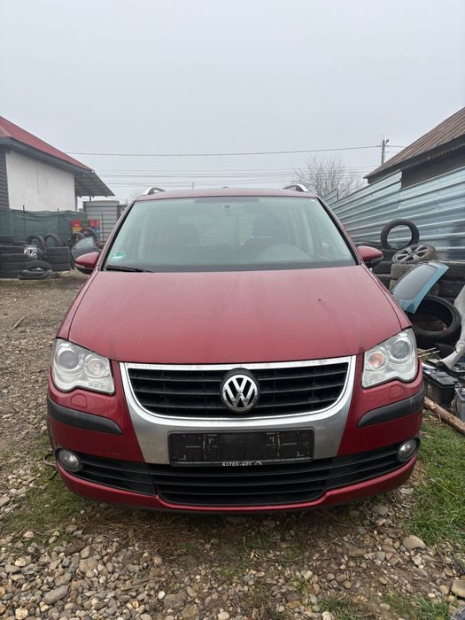 Faruri xenon touran facelift