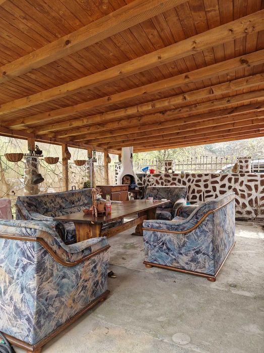 Дава се под наем Етаж от къща в с. Томпсън, Област София-област - 70 кв.м за 612 € - Снимка #1