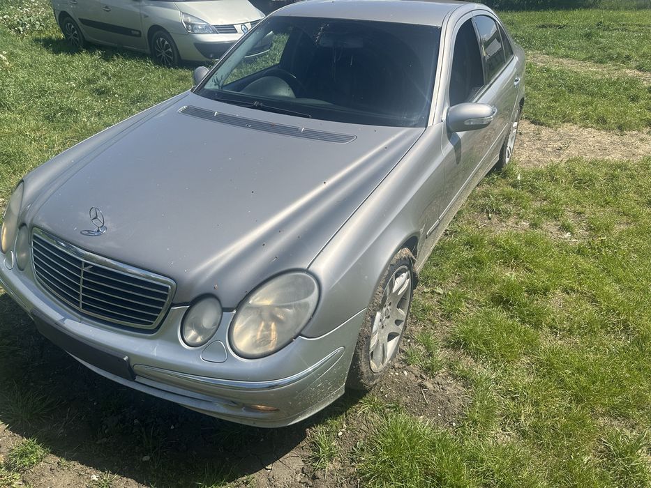 Bară faruri capotă navigație mare W 211