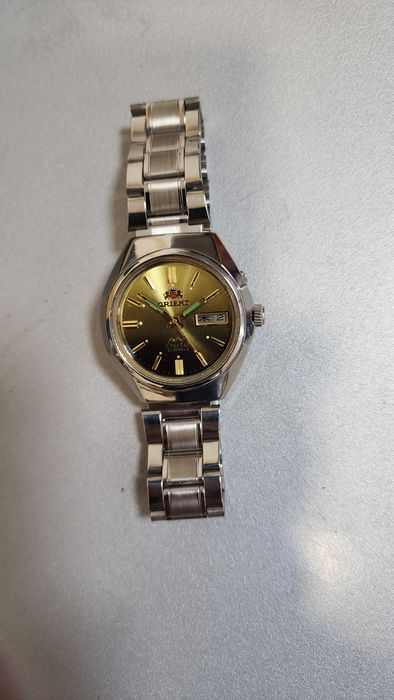 Продам японские часы ORIENT