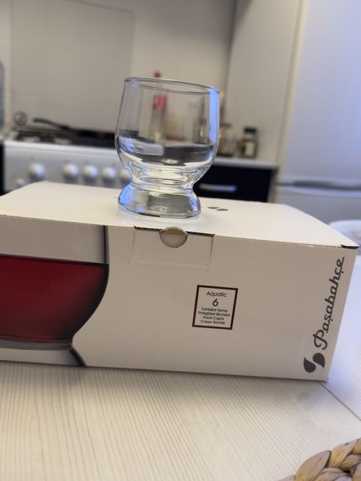 Продам стаканы под холодные напитки