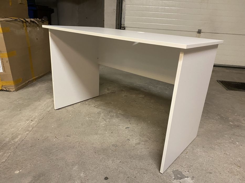 Birouri albe in stare perfecta