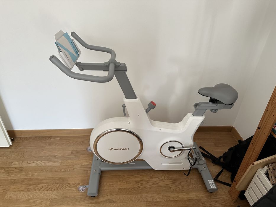 Велотренажер, спинбайк спорт