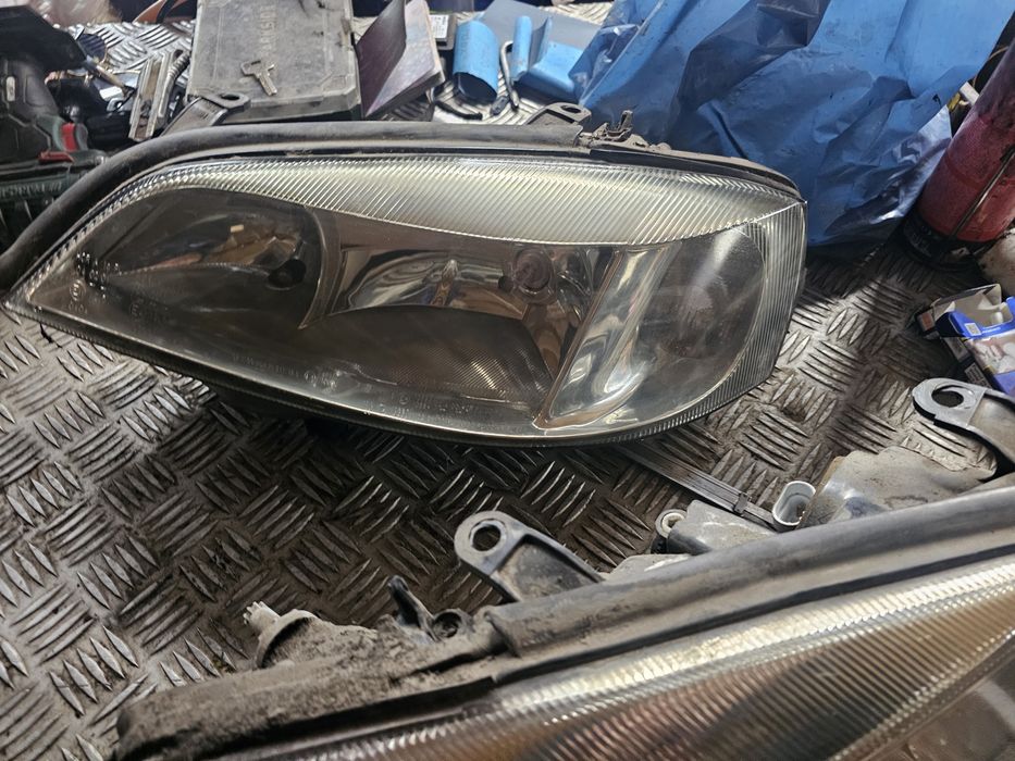 Far faruri Opel astra g în stare foarte buna