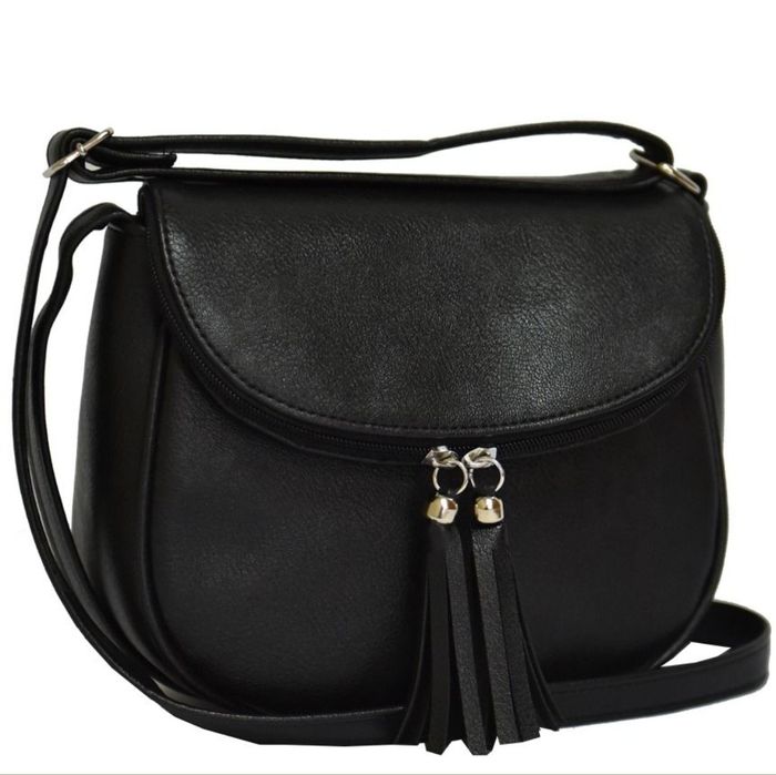 Красива  удобна  чанта