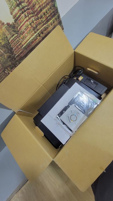 Цветной принтер Epson L805