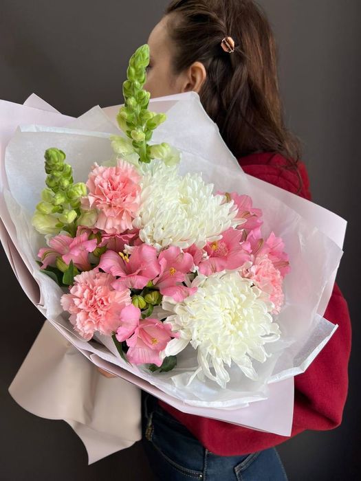 Цветы подарки розы